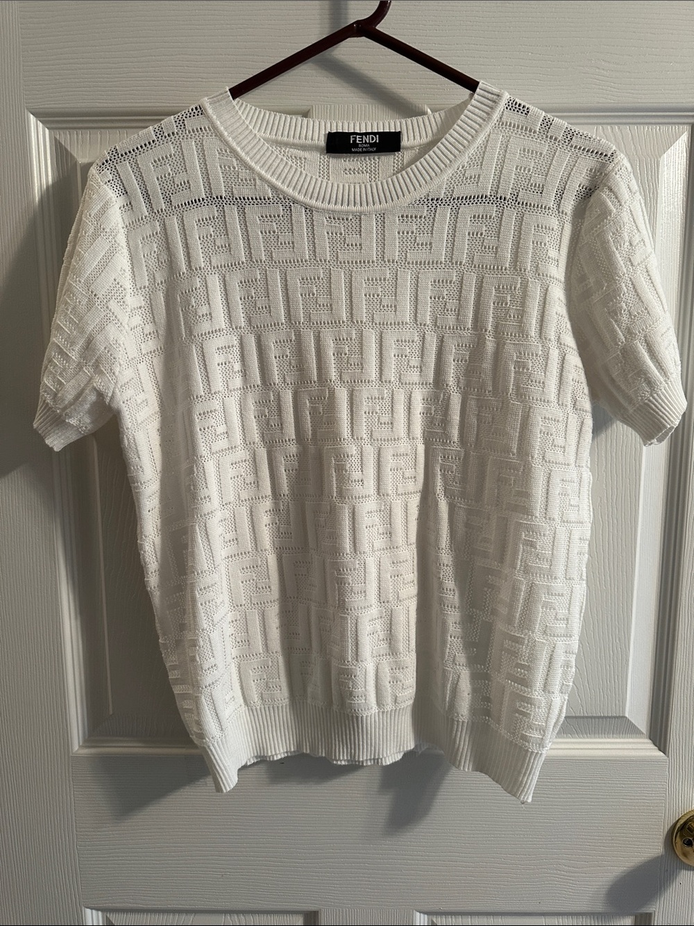 White Knit Short Sleeve FF Pattern Top